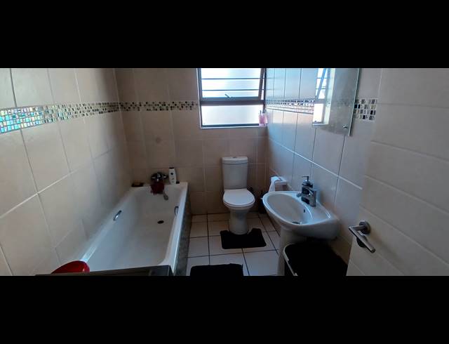 3 BEDROOM TOWNHOUSE FOR SALE IN MARELDEN